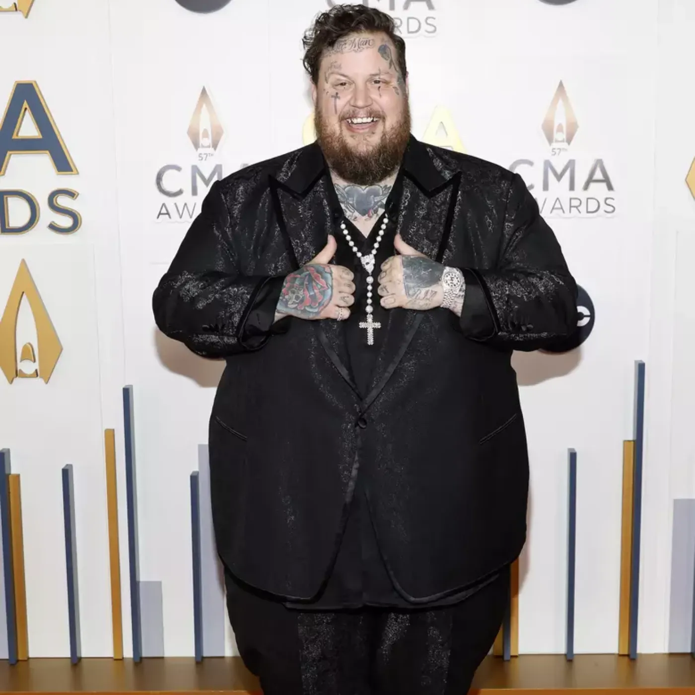 Jelly Roll Reacts to Her People Cover on the 2024 CMA Awards Red Carpet: 'This Is Unbelievable!' 2 Jelly Roll Reacts to Her People Cover on the 2024 CMA Awards Red Carpet: 'This Is Unbelievable!'