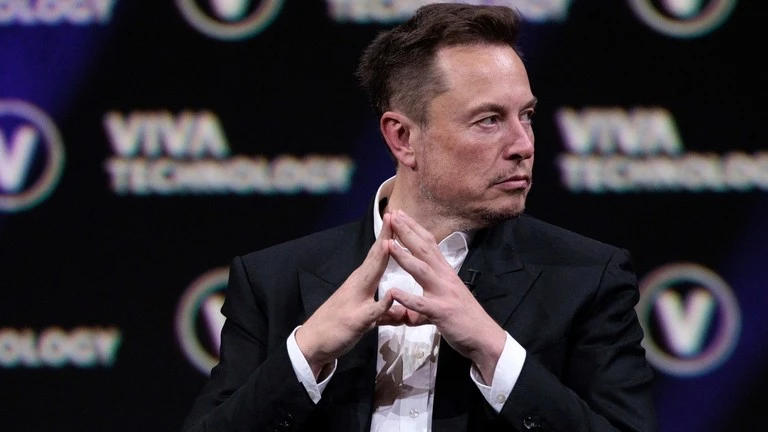 Elon Musk sparks controversy: Opposing the ban on social media for children