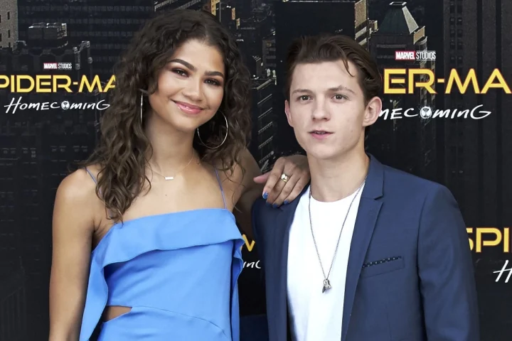 Tom Holland Fades as Zendaya Shines in Hollywood Spotlight 2 Tom Holland Fades as Zendaya Shines in Hollywood Spotlight