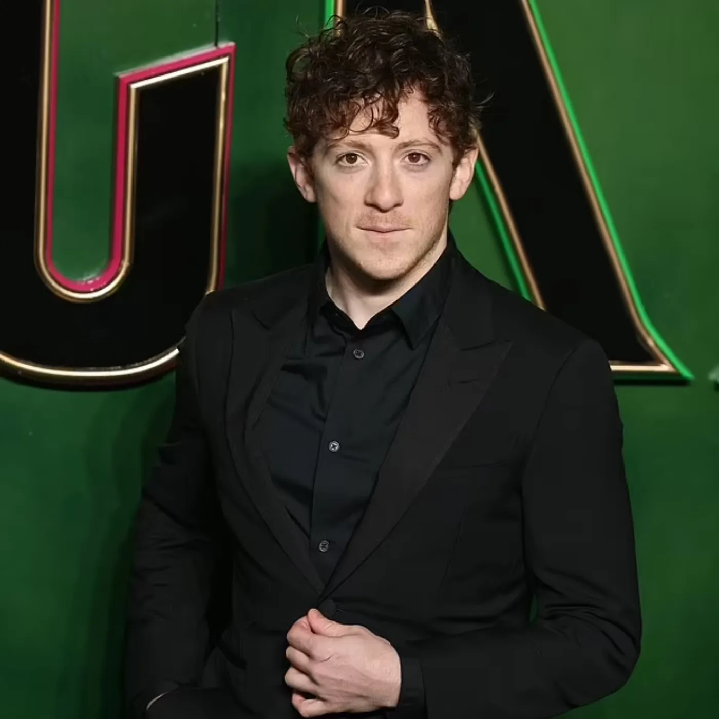Ethan Slater Slips on Rain-Soaked Carpet at UK 'Wicked' Premiere but Laughs It Off