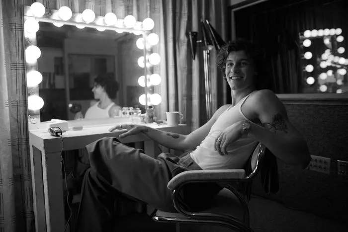 Behind the Scenes of Shawn Mendes’ Most Personal Record Yet 3 Behind the Scenes of Shawn Mendes’ Most Personal Record Yet