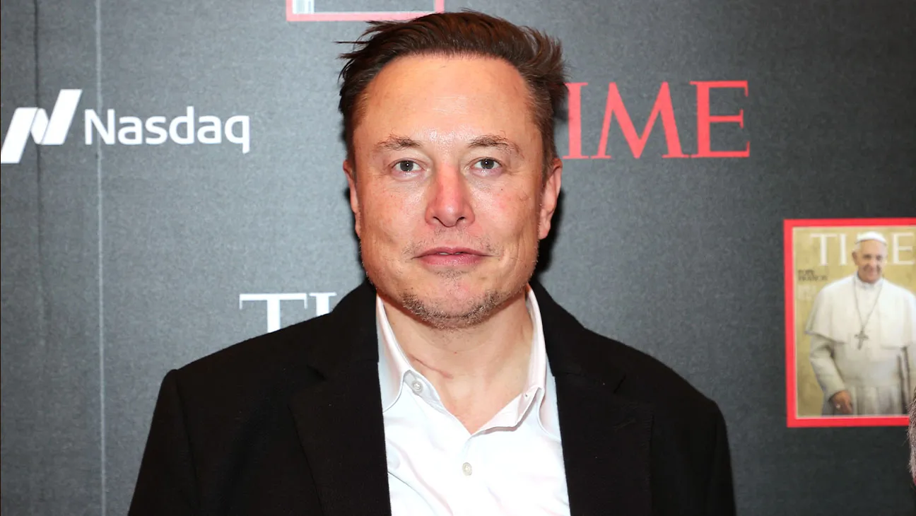 Elon Musk has acquired MSNBC due to his ambition to become a major player in television 3 Elon Musk Reinstates Reporters' Twitter Accounts Day After Suspension
