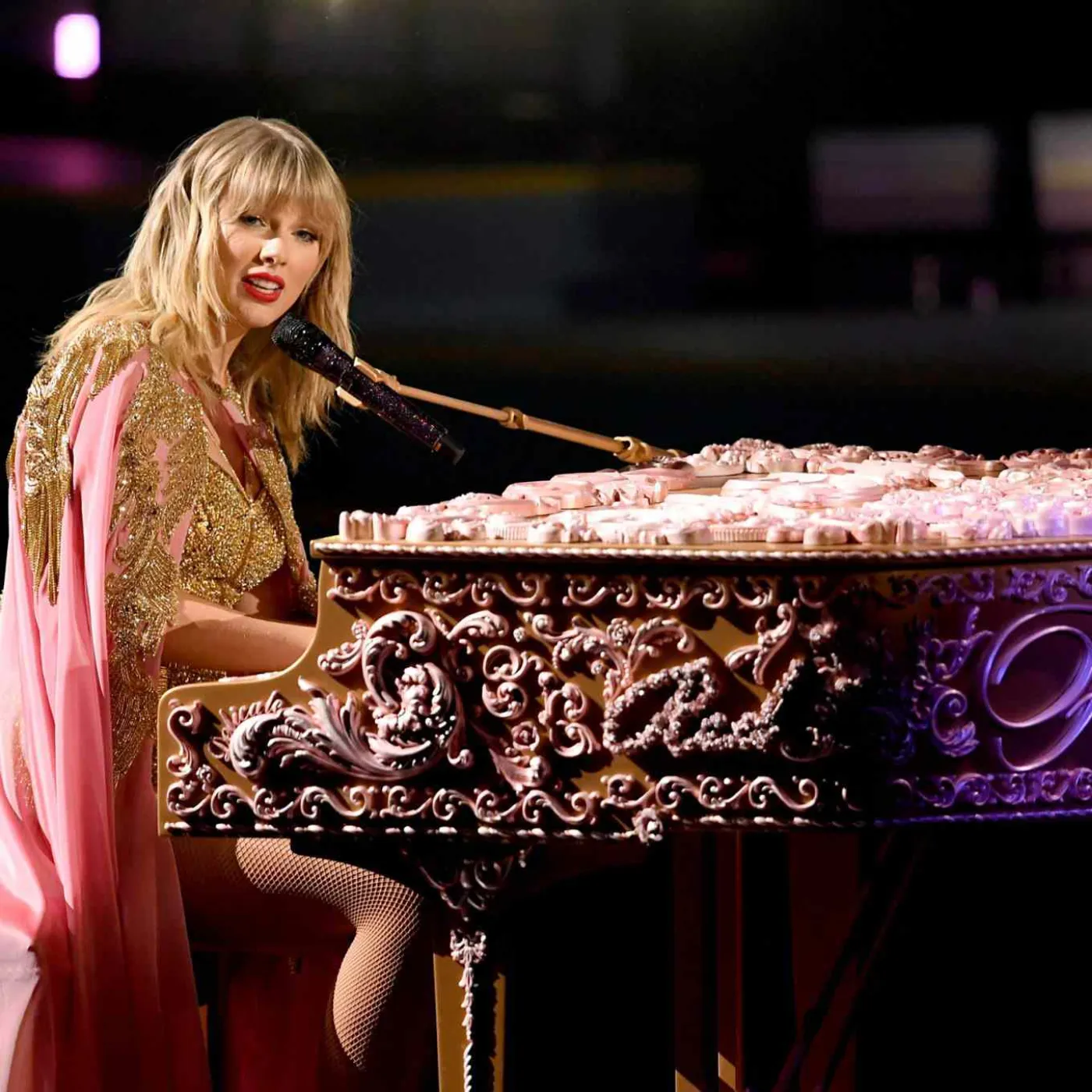 Why Taylor Swift is Called the “Artist of the Decade”