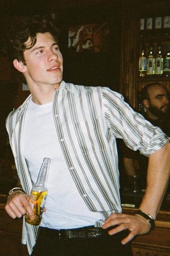 A Whiskey-Fueled Night: The Making of ‘Nobody Knows’...
