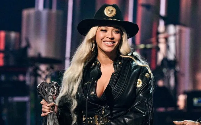 What If Beyoncé Wins Every Grammy in 2025? Here's What Fans Think 3 What If Beyoncé Wins Every Grammy in 2025? Here's What Fans Think