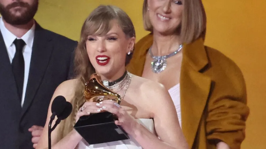 This Hidden Message in Swift’s Speech Has Fans Obsessed