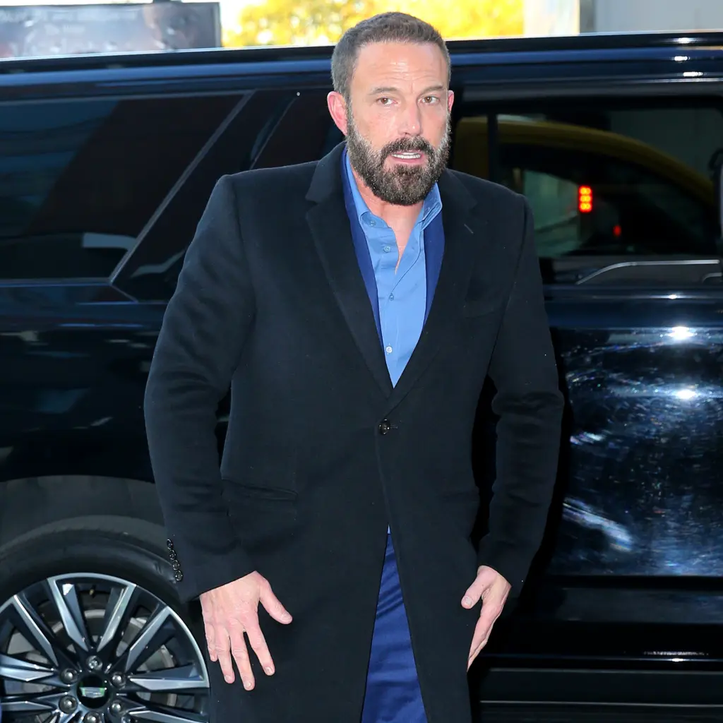 Ben Affleck’s Unfiltered Moment: Smoking a Cigarette During a Solo Drive in LA 4 Ben Affleck’s Unfiltered Moment: Smoking a Cigarette During a Solo Drive in LA