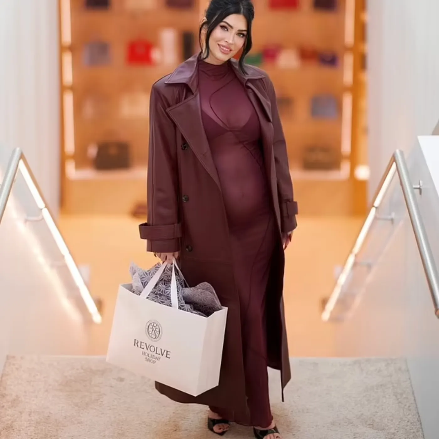 "Not Your Average Maternity Wear!" Megan Fox’s Bold Mesh Outfit Sparks Debate