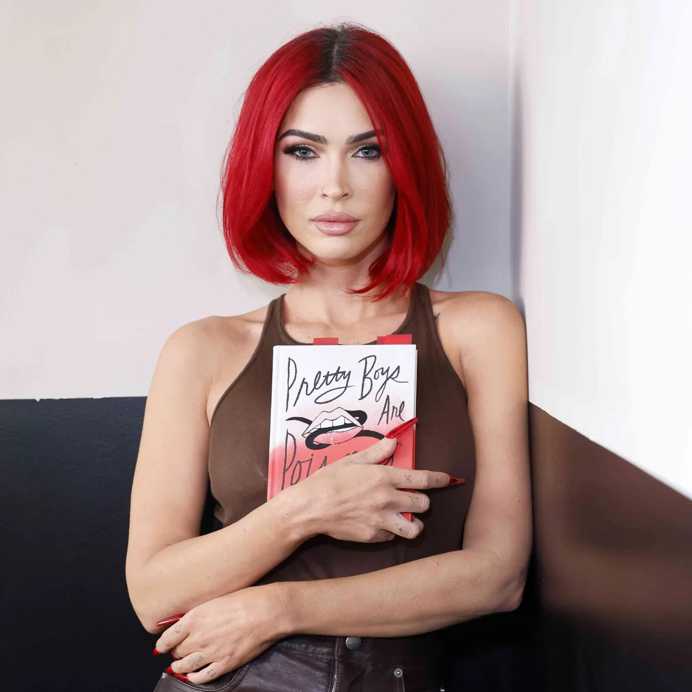 Fans are buzzing! Megan Fox's latest appearance hints at a major career move 2 Fans are buzzing! Megan Fox's latest appearance hints at a major career move