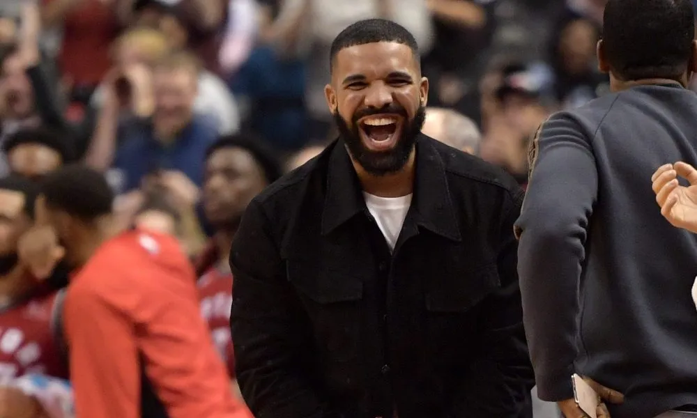 Drake called Steve Lacy a fragile rival and criticizes The Weeknd on XQC Stream.