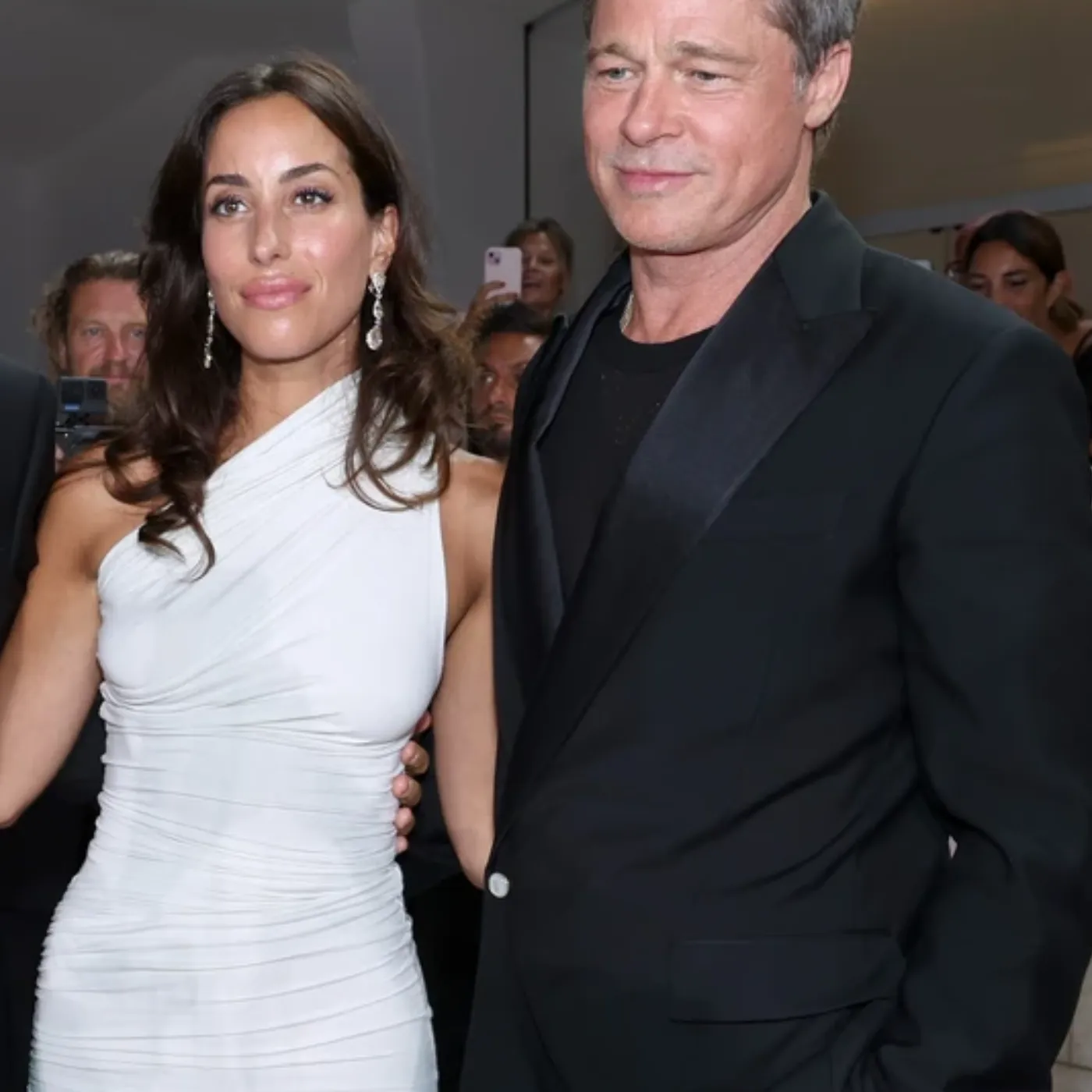 Brad Pitt announces marriage to new girlfriend 30 years younger after only 2 years of dating