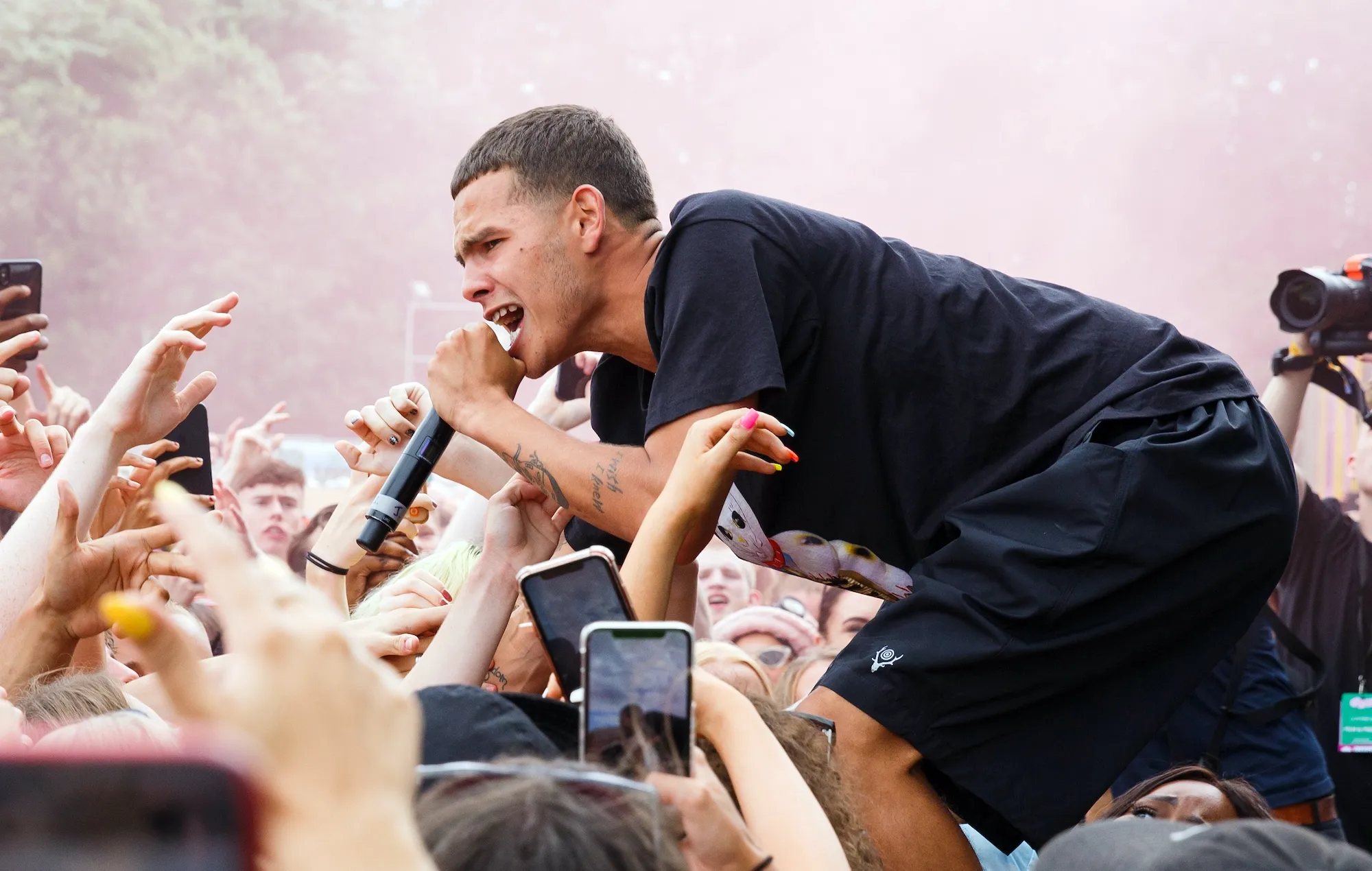 Breaking news - Rapper Slowthai was arrested for raping two women and a friend. 