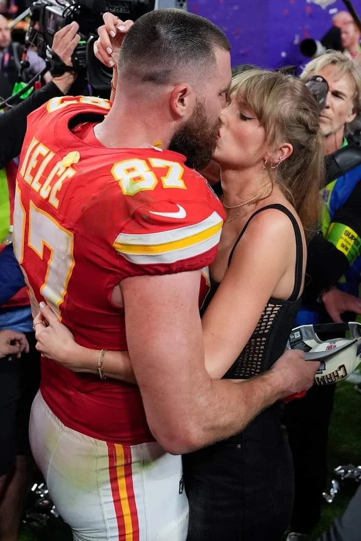 The Secret Message in Taylor Swift’s Song About Travis 2 The Secret Message in Taylor Swift’s Song About Travis