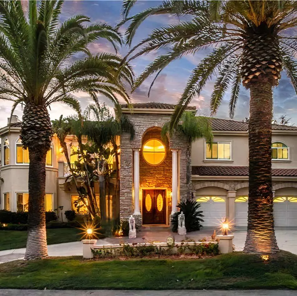 Snoop Dogg's Huge Net Worth After 'Retirement'. 