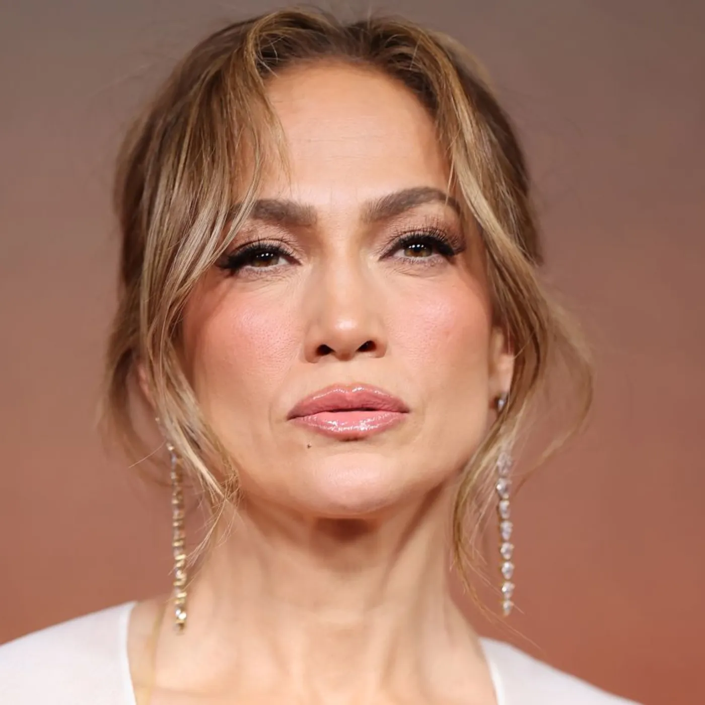 The Hidden Side of Jennifer Lopez: Secrets, Struggles, and Scandals Unveiled