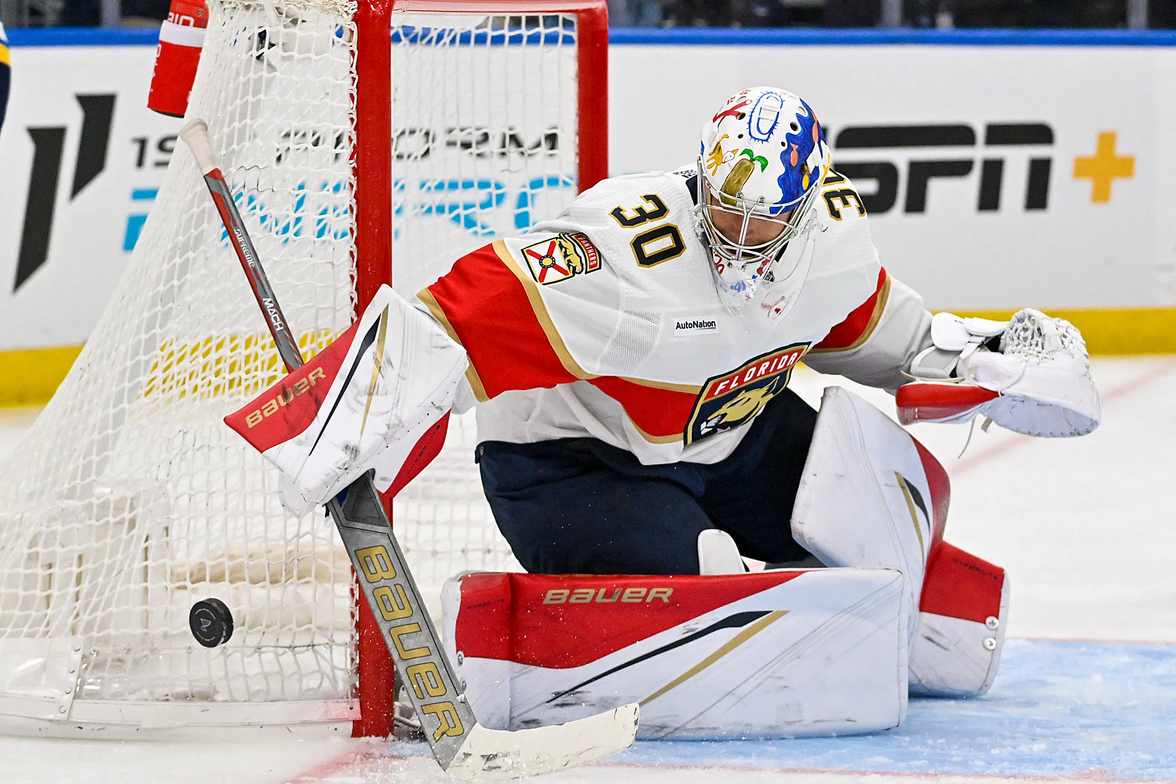 Florida Panthers defeated Pittsburgh Penguins in penalty shootout, unexpected performances, causing drama for viewers