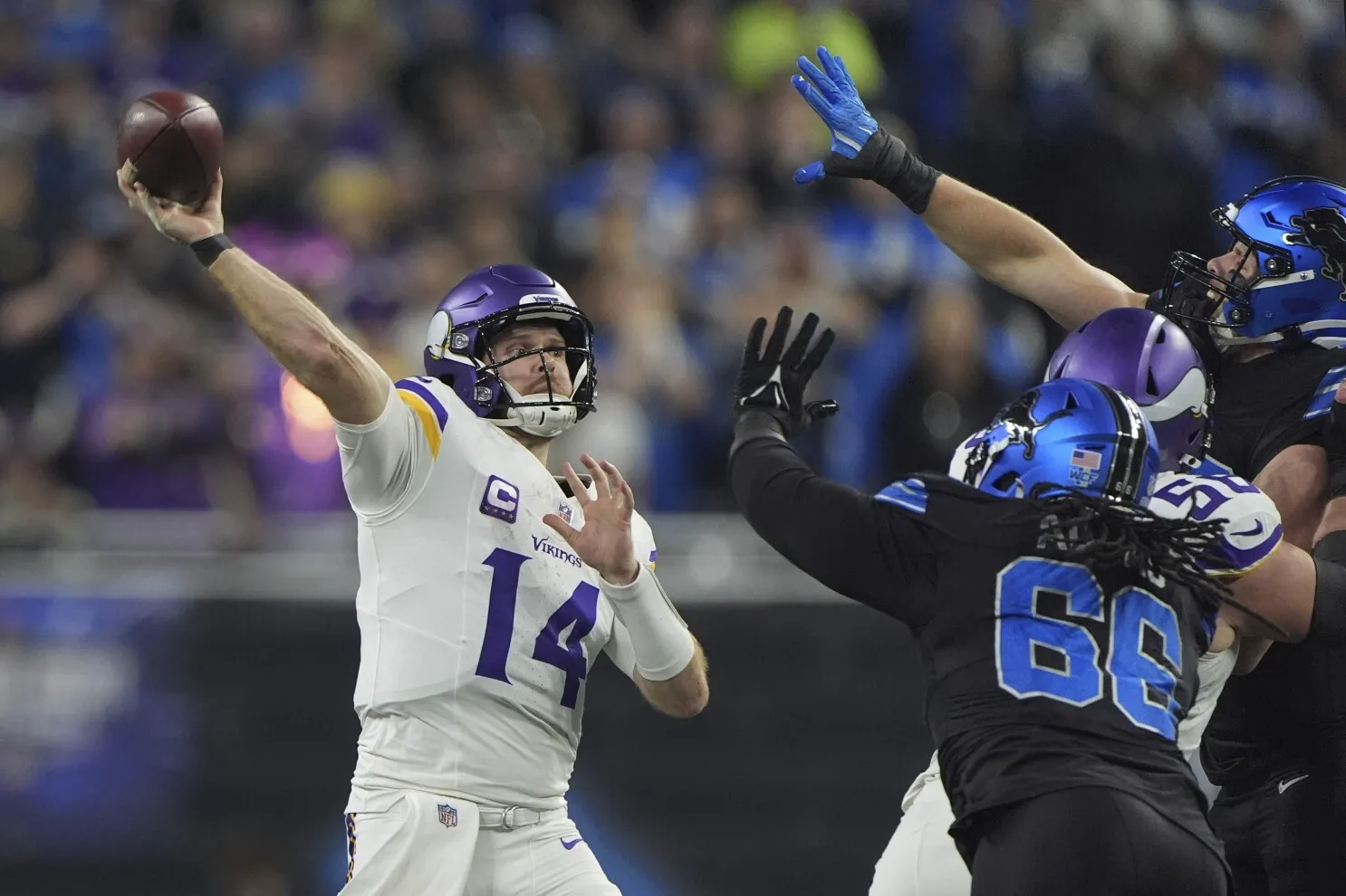 Vikings’ Nightmare Unfolds as Sam Darnold Faces Red-Zone Struggles in Crushing Loss to Lions
