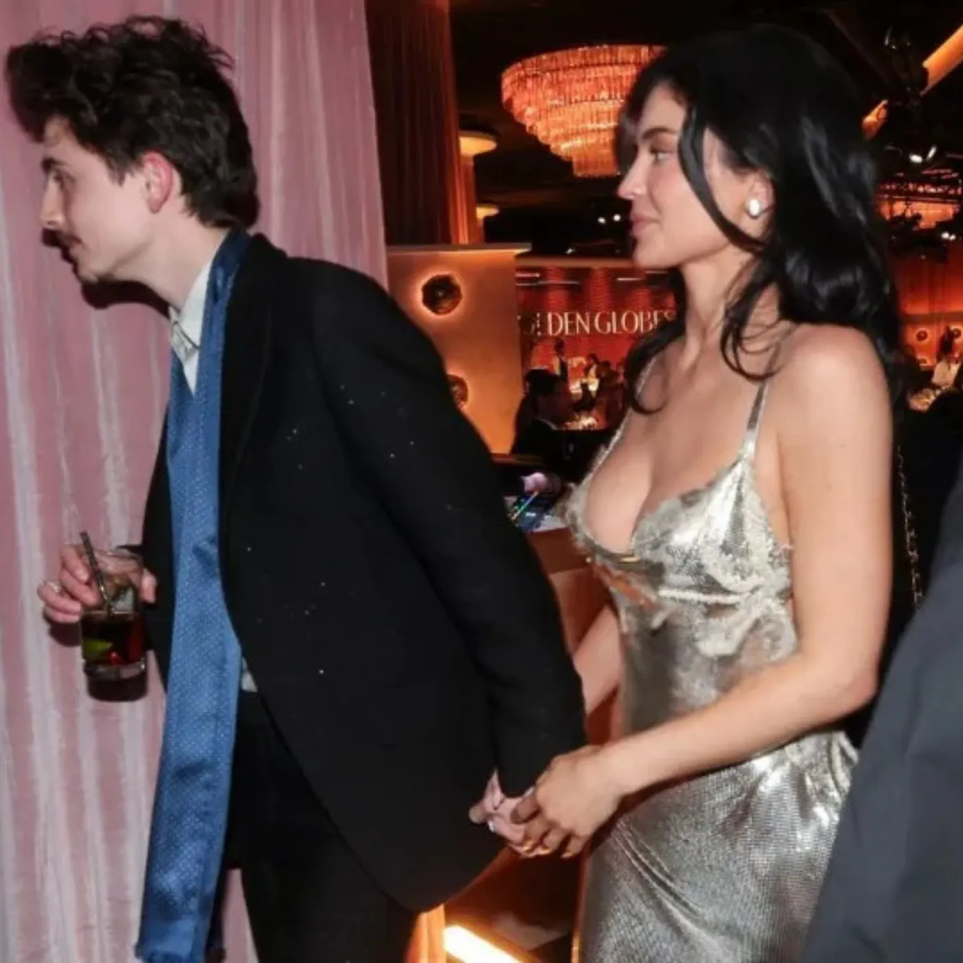 Kylie Jenner Turns Heads in Revealing Gown While Supporting Timothée Chalamet at Hollywood’s Biggest Night