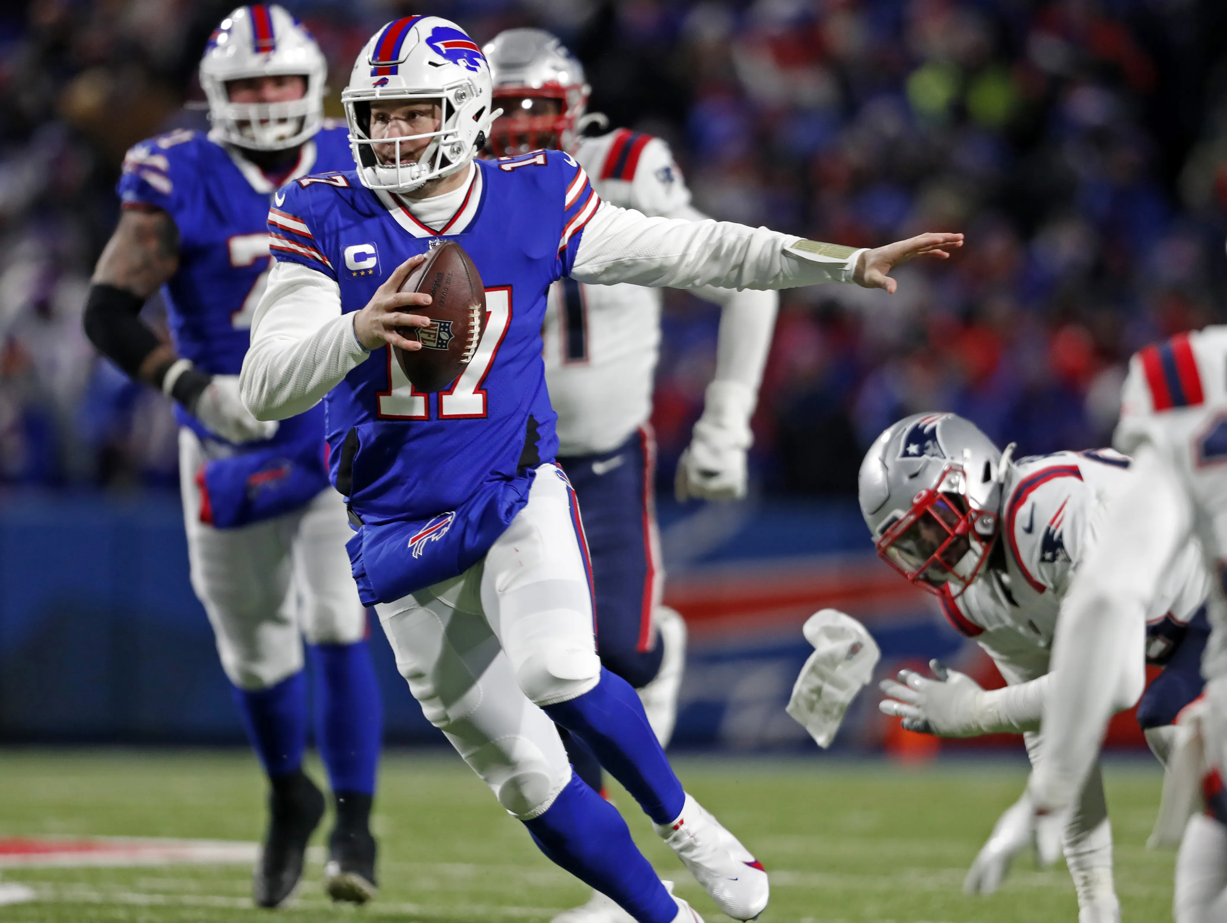 Đ&acirc;y l&agrave; c&aacute;ch Josh Allen ph&aacute; vỡ h&agrave;ng ph&ograve;ng ngự của Patriots v&agrave; loại họ khỏi v&ograve;ng loại trực tiếp - The Boston Globe