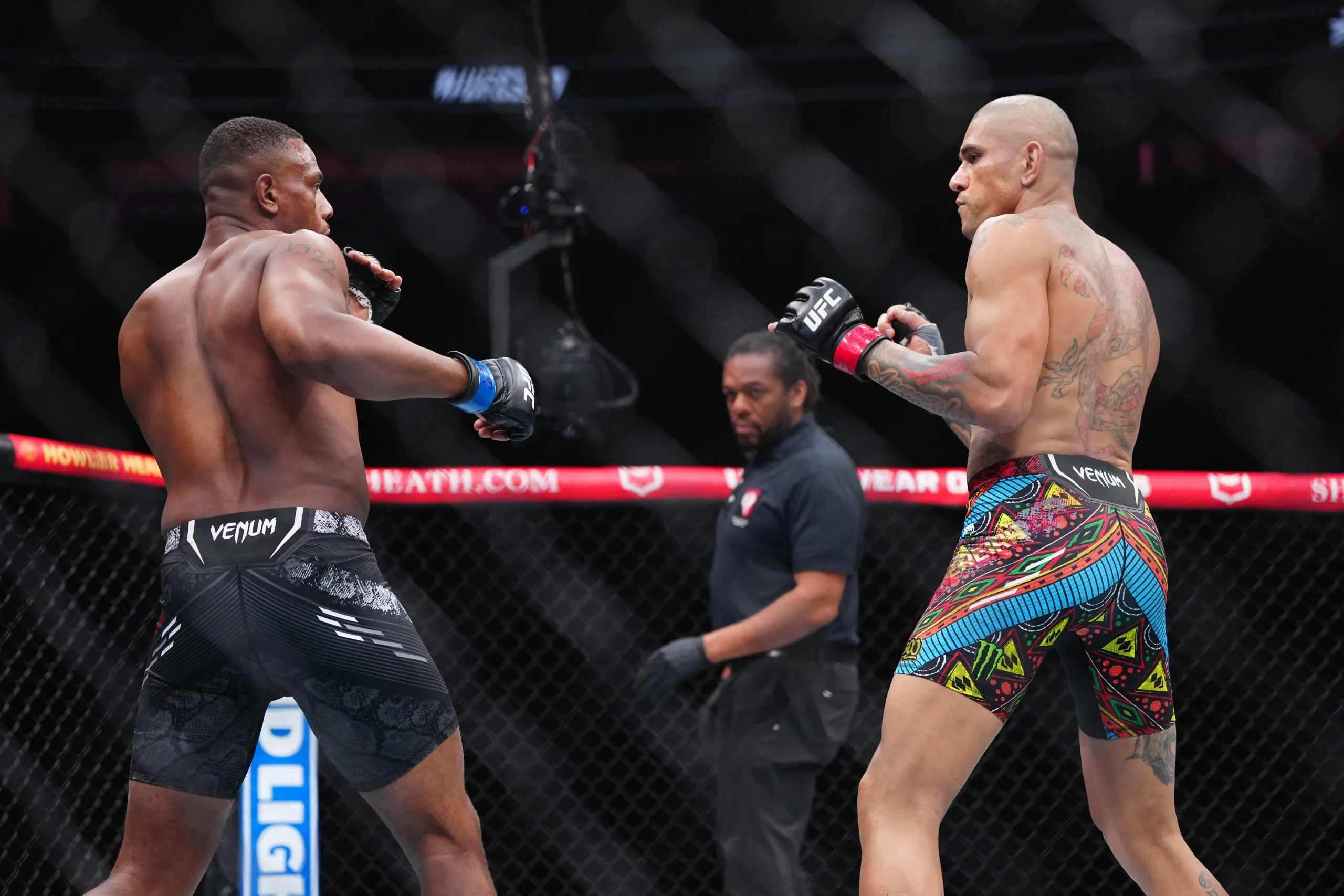 Jamahal Hill 'd&aacute; o bra&ccedil;o a torcer' e elogia evolu&ccedil;&atilde;o de Alex Poatan no UFC  - Ag. Fight &ndash; MMA, UFC, Boxe e Mais