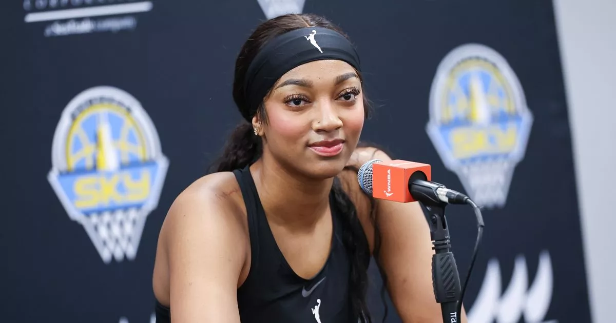 Kevin Durant Attacked By NBA Fans After Dating Angel Reese. What's the Secret Behind It 3 Kevin Durant Attacked By NBA Fans After Dating Angel Reese. What's the Secret Behind It