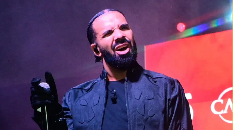 Drake Denies Leaked DM About Legal Dispute with Universal Music Group: Claims Message is Fake