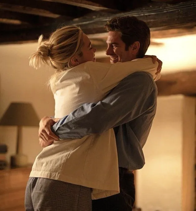 Hollywood Power Couple Reborn? The Untold Truth Behind Emma Stone and Andrew Garfield's Reunion! 2 Hollywood Power Couple Reborn? The Untold Truth Behind Emma Stone and Andrew Garfield's Reunion!