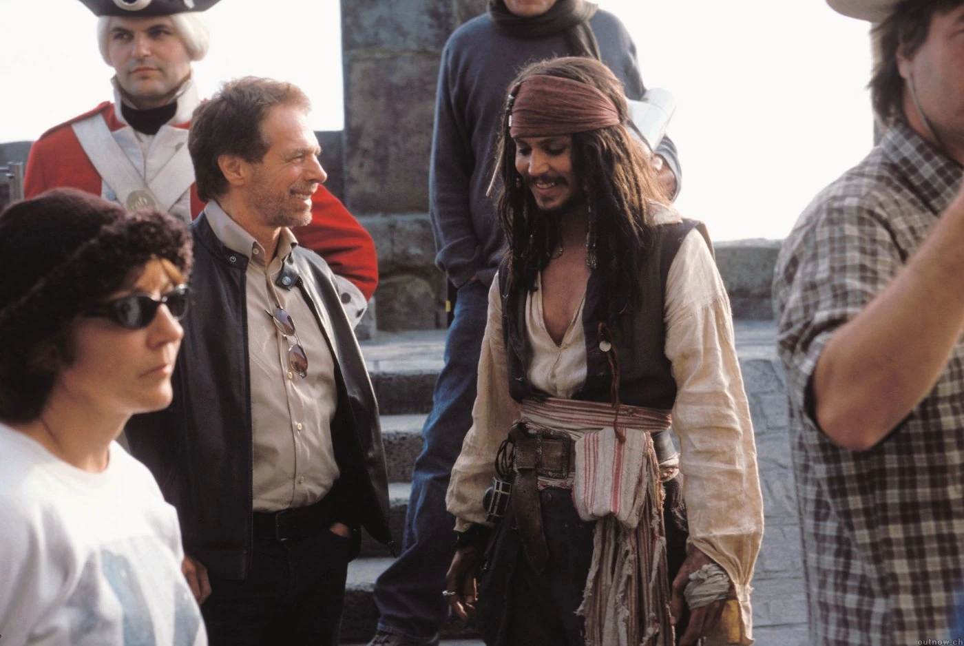Fans are angry, saying that Ayo Edebiri does not deserve to replace Johnny Depp in Pirates 6. But that still happened.