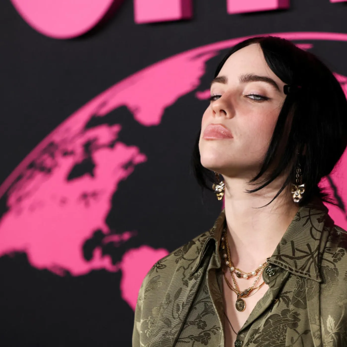 Billie Eilish Predicted Forest Fire Accident Near Hollywood Stars' Homes: A Real Threat Exposed 2 Billie Eilish Predicted Forest Fire Accident Near Hollywood Stars' Homes: A Real Threat Exposed