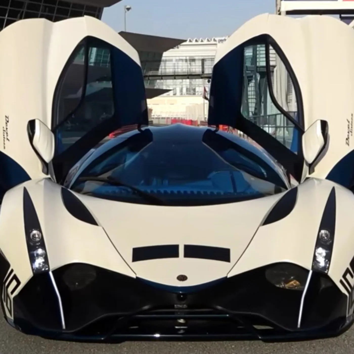 Drake’s $2.5 Million Devel Sixteen Shocks Fans as the Ultimate Hypercar
