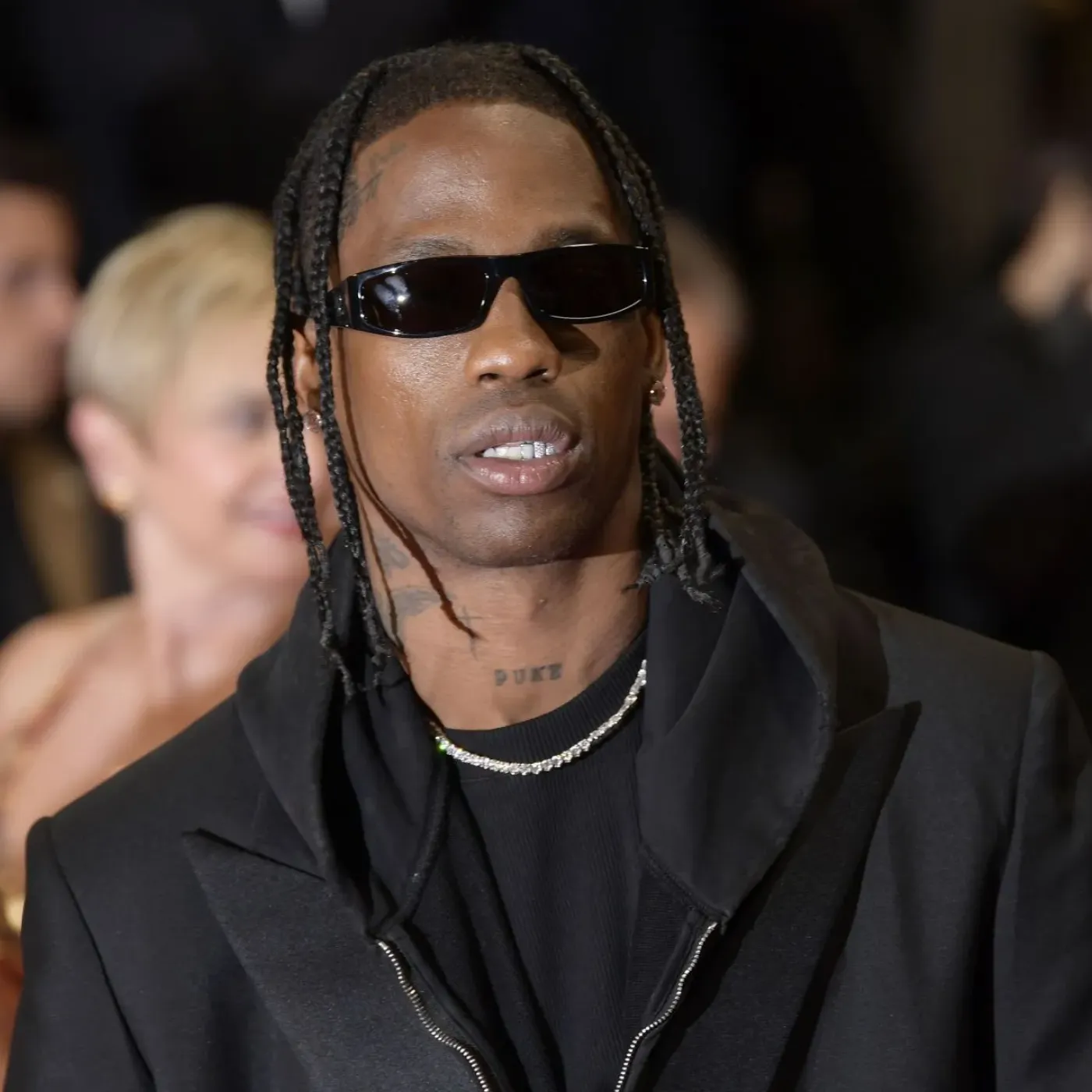 Drake Attacks Cash XO The Mystery Of The Stab That Shook All Of Hip Hop