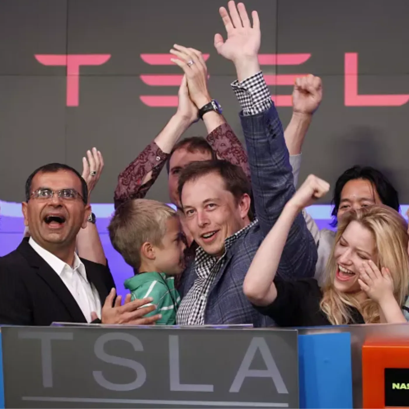 How Elon Musk Built Tesla and SpaceX While Battling Critics and Setbacks