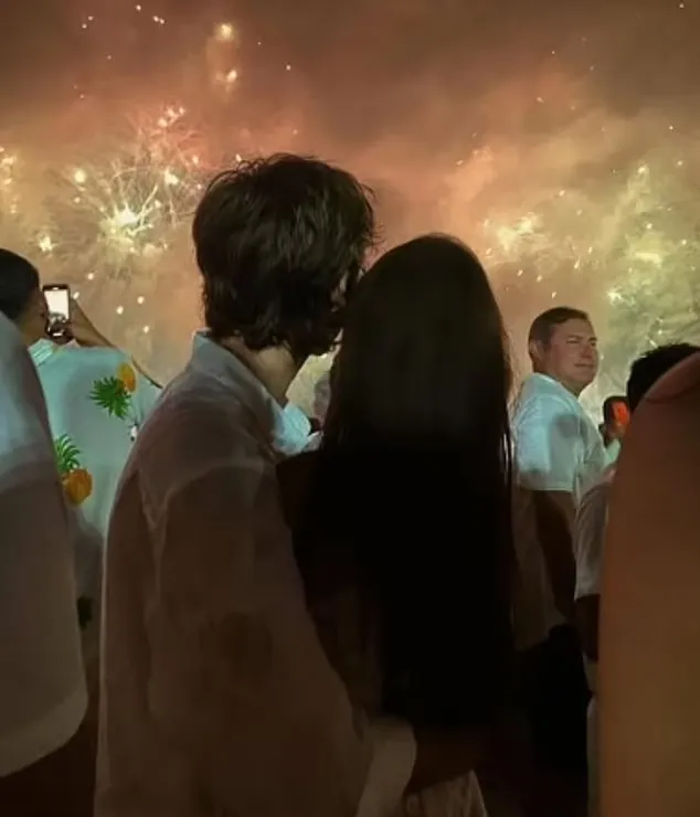 Victoria Beckham dazzles with ageless beauty at New Year's celebration