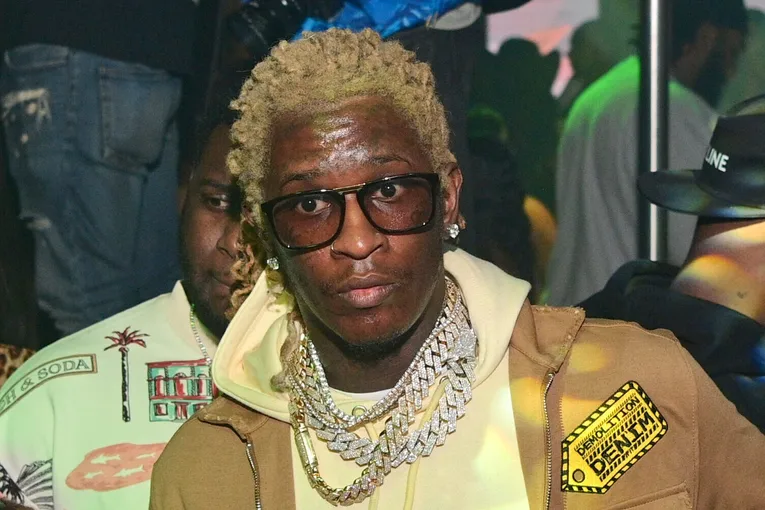 Young Woman Who Looks Like a Thug Gains Popularity as Fans Crave New Music 3 Young Woman Who Looks Like a Thug Gains Popularity as Fans Crave New Music