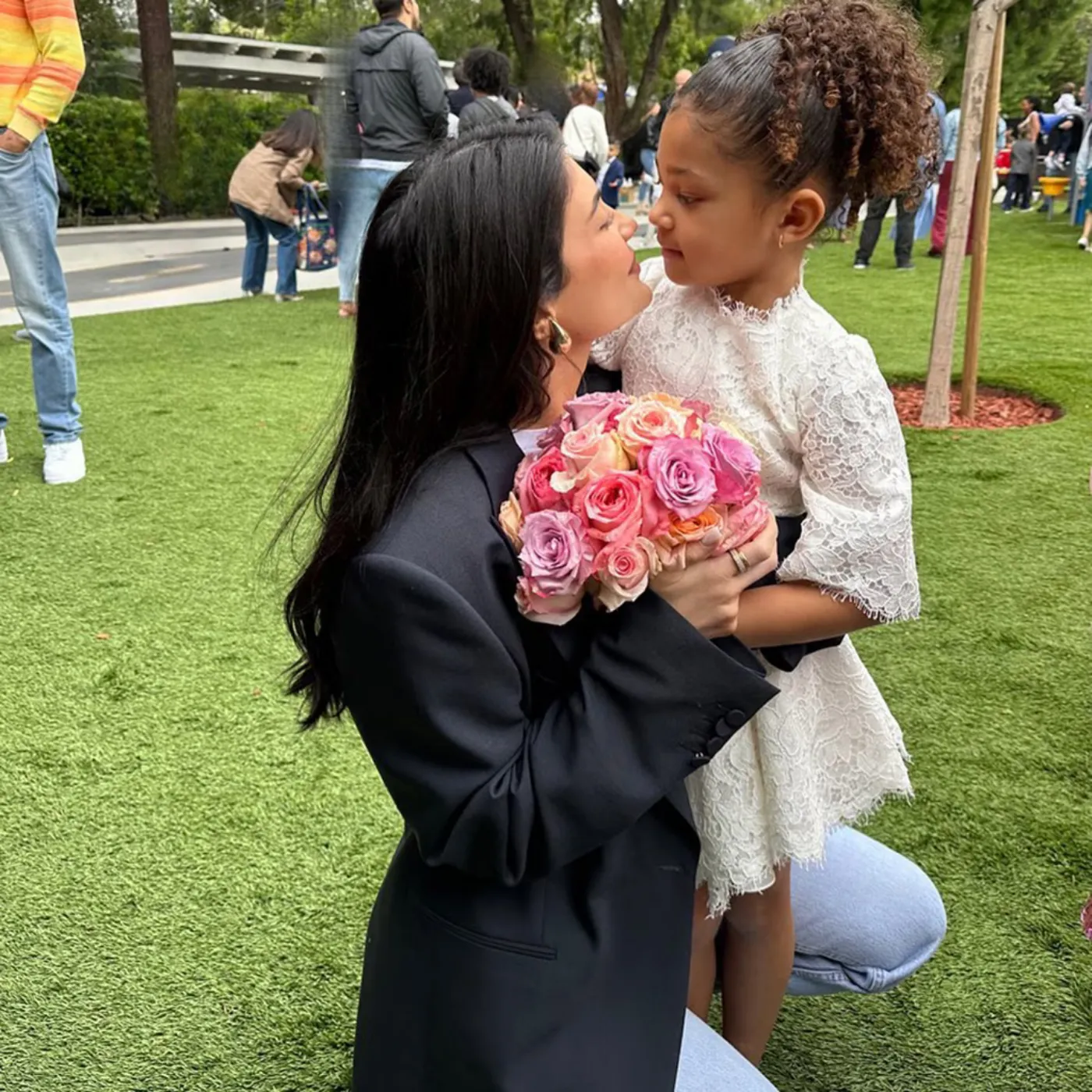 Kylie Jenner’s Parenting Secrets Exposed Sparking Heated Debate Among Fans and Critics