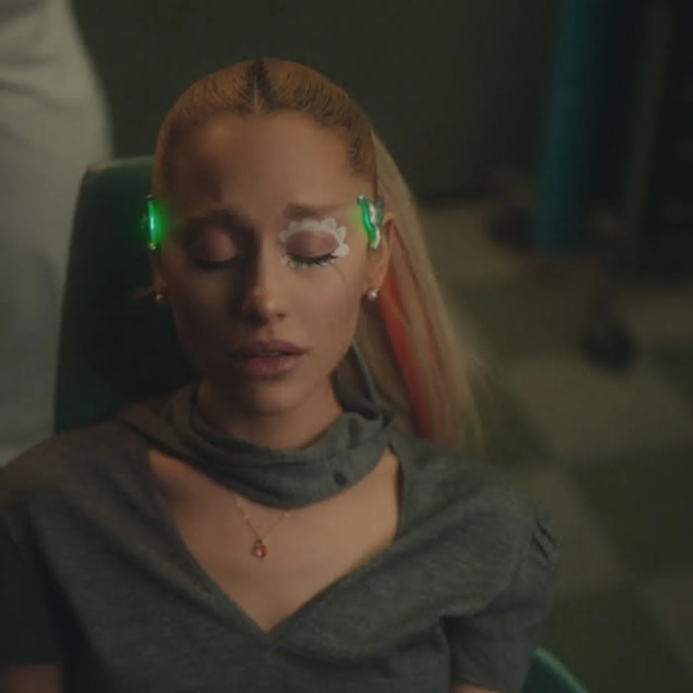 Ariana Grande faces Intense pressure due to her beauty from the start of her career