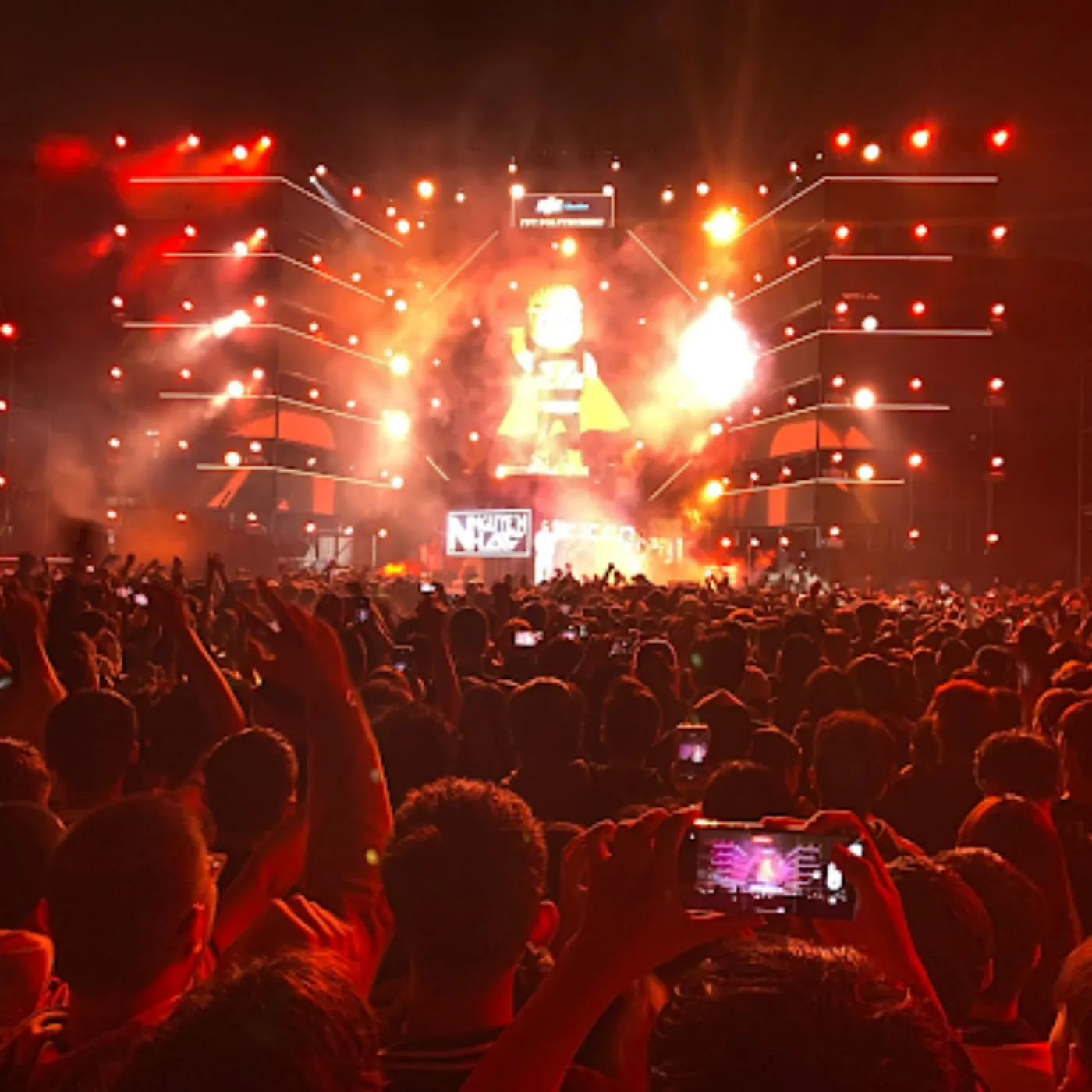 His Wife revealed, The big deal is up to a serectary number million for a hit song of Armin van Buuren