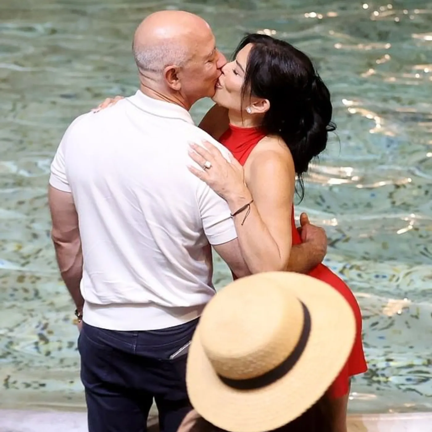 Billionaire Jeff Bezos' Girlfriend Reveals How to 'Keep the Spark' in the Relationship