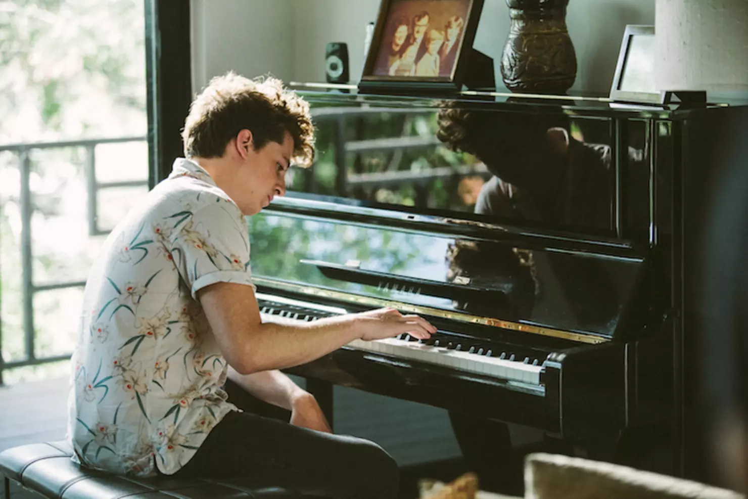 Behind the Scenes: Charlie Puth’s Journey to Self-Discovery