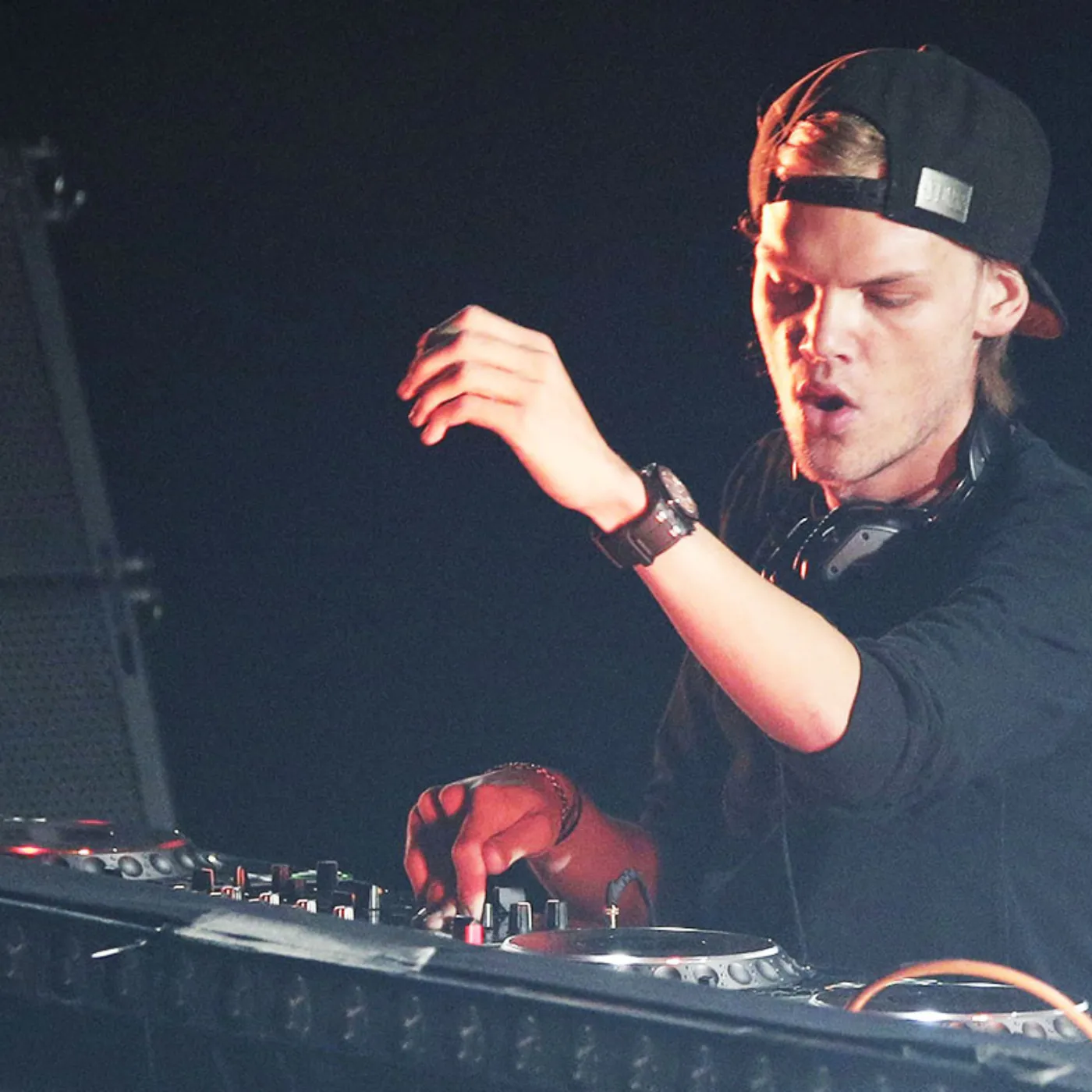 David Guetta’s Game-Changing Collaborations: From Avicii to Sia and Beyond