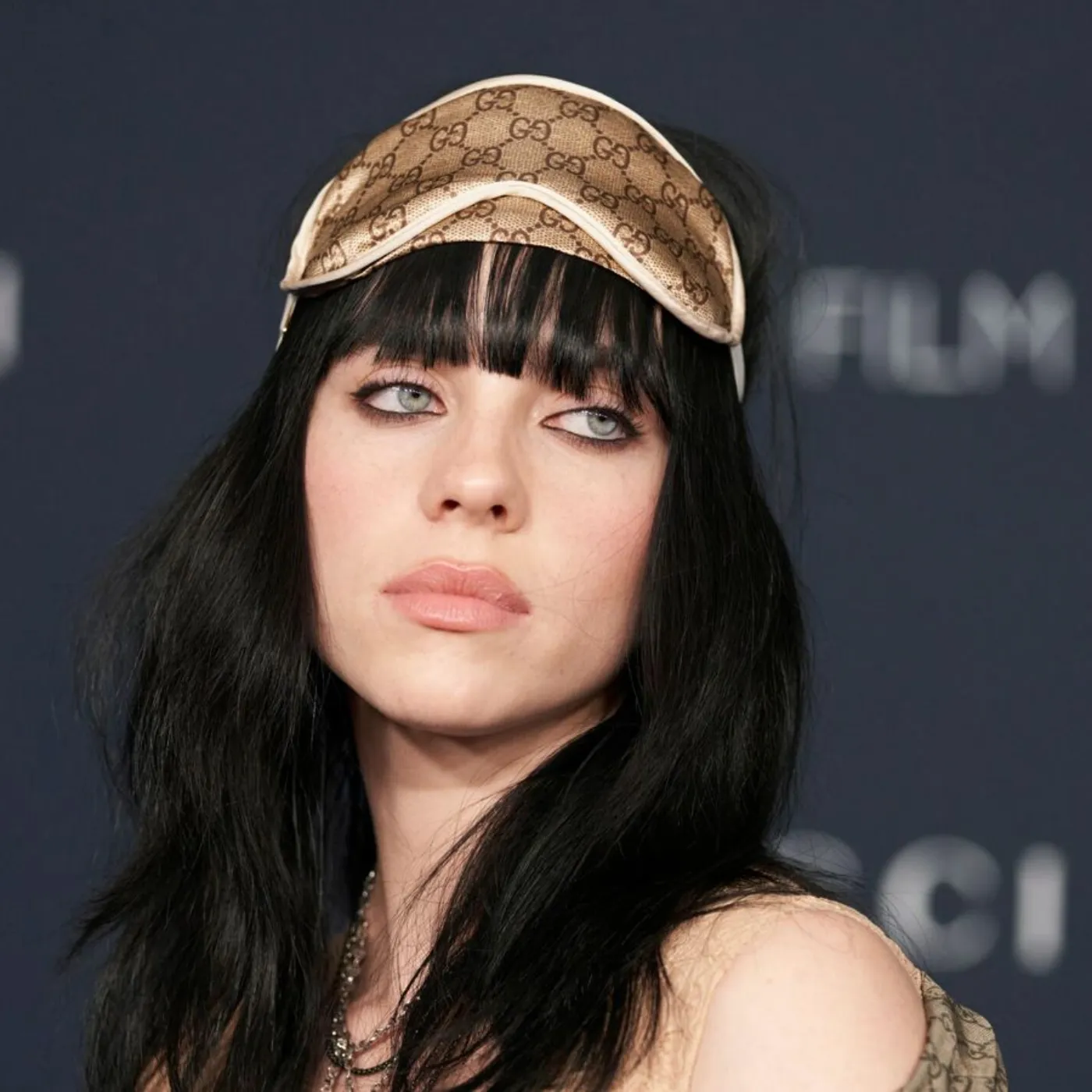 Billie Eilish's Fight Against Body Shaming: The Shocking Message Behind Her Bold Choices 2 Billie Eilish's Fight Against Body Shaming: The Shocking Message Behind Her Bold Choices