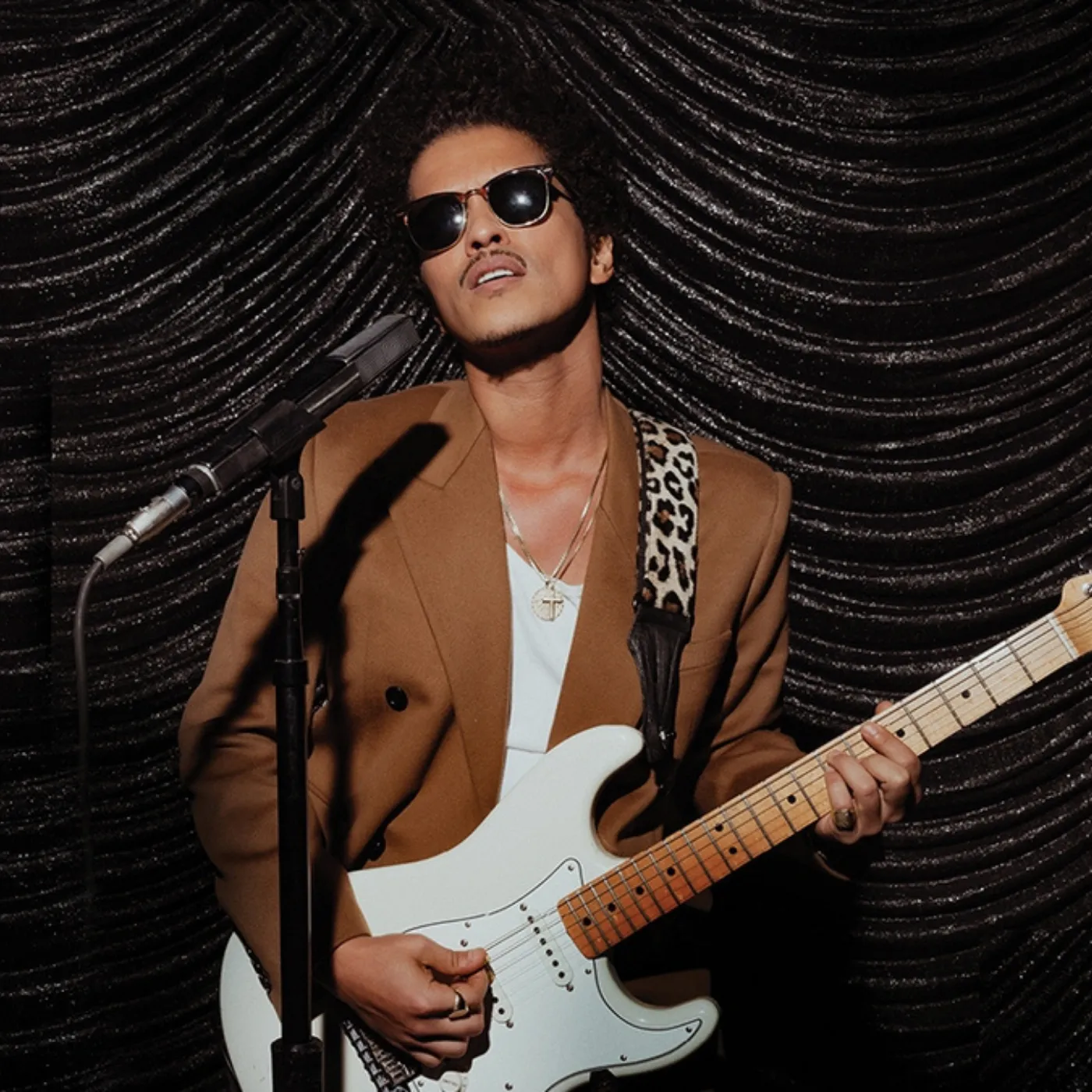 Foreign Idol Accuses Bruno Mars of Being a Liar in Shocking Reality Show Scandal