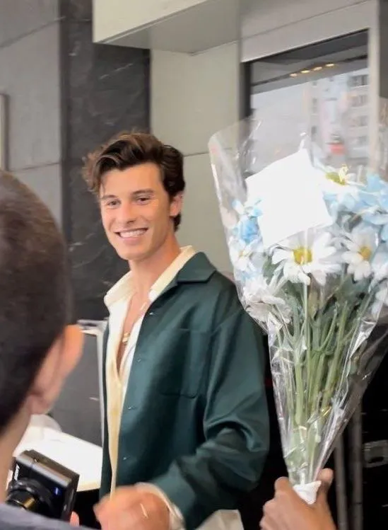 Shawn Mendes’ Private Life Exposed: The Controversial Truth Behind the Fame!