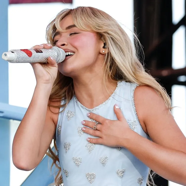 H&igrave;nh ảnh Ghim c&acirc;u chuyện