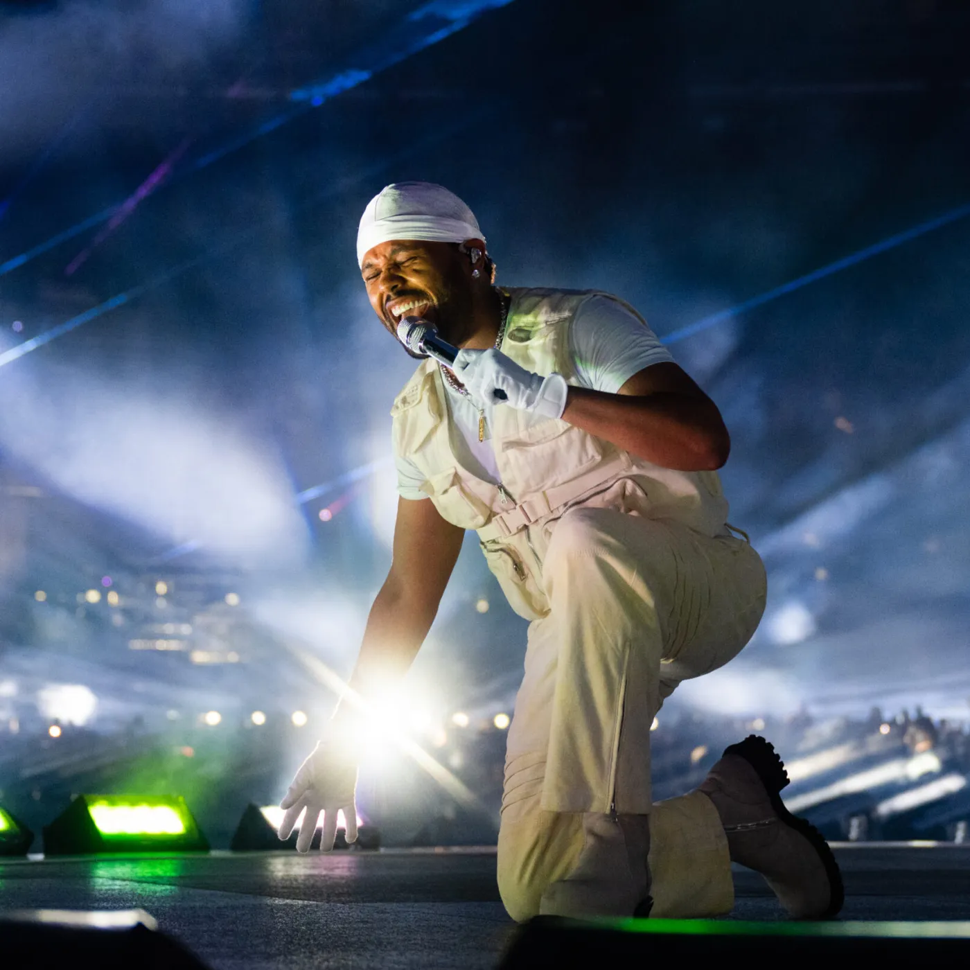 Celebrities Rally for LA Wildfire Victims The Weeknd, Beyoncé, and Others Shock Fans with Unprecedented Support Amid Crisis 2 Celebrities Rally for LA Wildfire Victims The Weeknd, Beyoncé, and Others Shock Fans with Unprecedented Support Amid Crisis