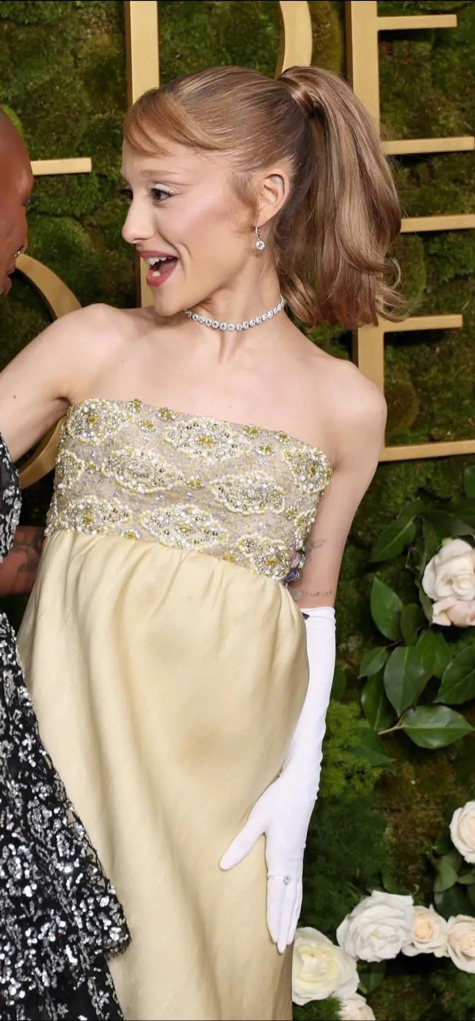 Ariana Grande appears out real life so different with the thumbnails, making fanboys so pity 3 Ariana Grande appears out real life so different with the thumbnails, making fanboys so pity