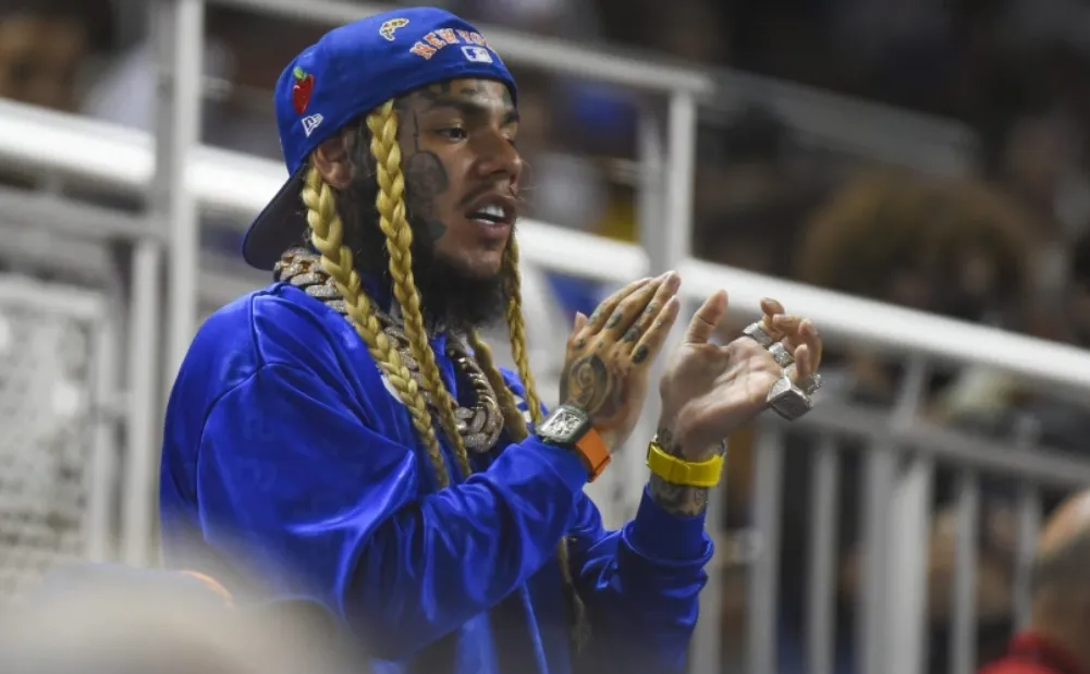 6ix9ine Files $1M Lawsuit Against LA Fitness Over Brutal Beatdown in 2023 3 6ix9ine Files $1M Lawsuit Against LA Fitness Over Brutal Beatdown in 2023