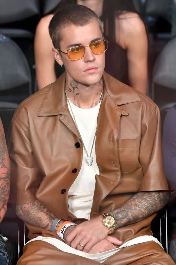 Is Justin Bieber Trying to Break the Internet with His Snowy Calvin’s Moment?