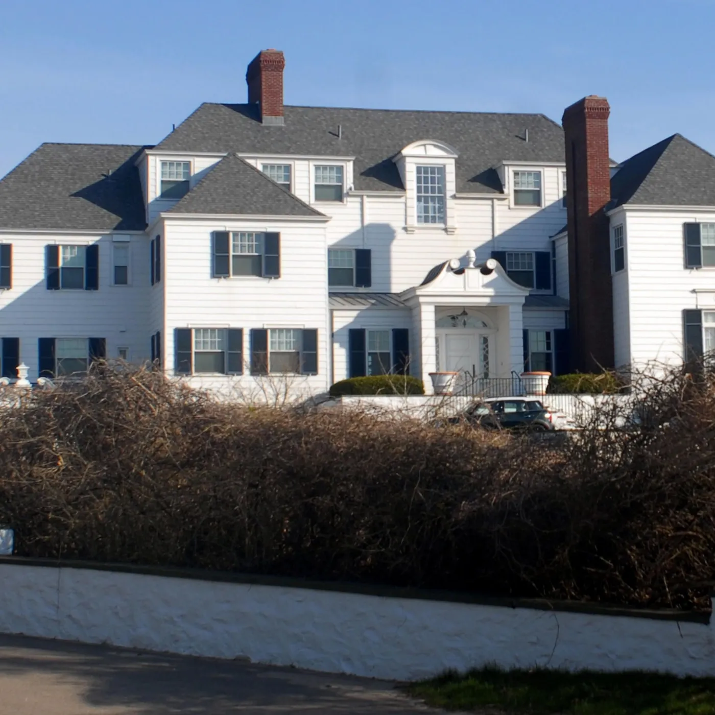 Taylor Swift’s $25 Million Mansion Reinforces the Growing Gap Between the Rich and Poor