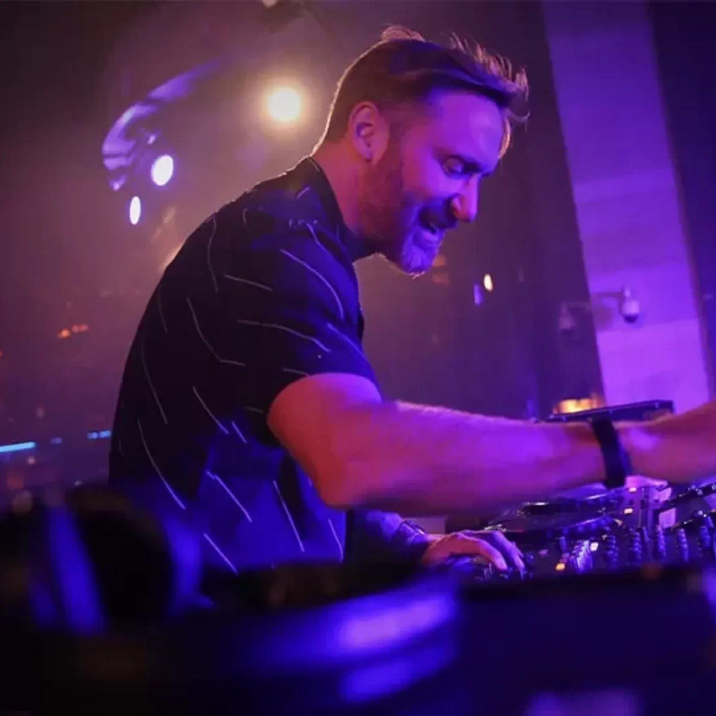 David Guetta Makes History by Shattering Records on Billboard’s Dance/Mix Show Airplay Chart